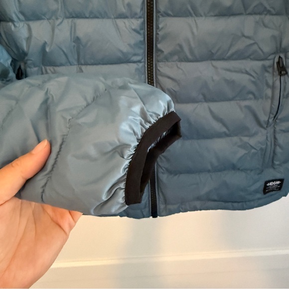 Hudson Blue Lightweight Puffer Jacket - Picture 7 of 9
